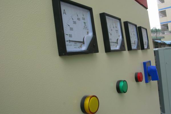 友好配电柜-3683讲讲配电柜注意事项